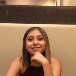 Meet your Posher, Abigail